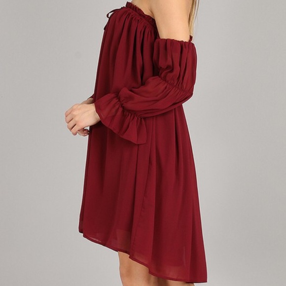 Brandywine Off the Shoulder Dress - Picture 4 of 5